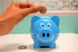blue smiling piggy bank what am I entitled to on divorce